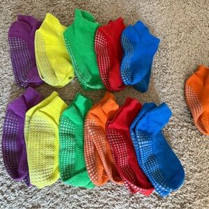 Vibrant Kids Non-Slip Socks (Buy 1 Sock set, get the 2nd free if you bundle)